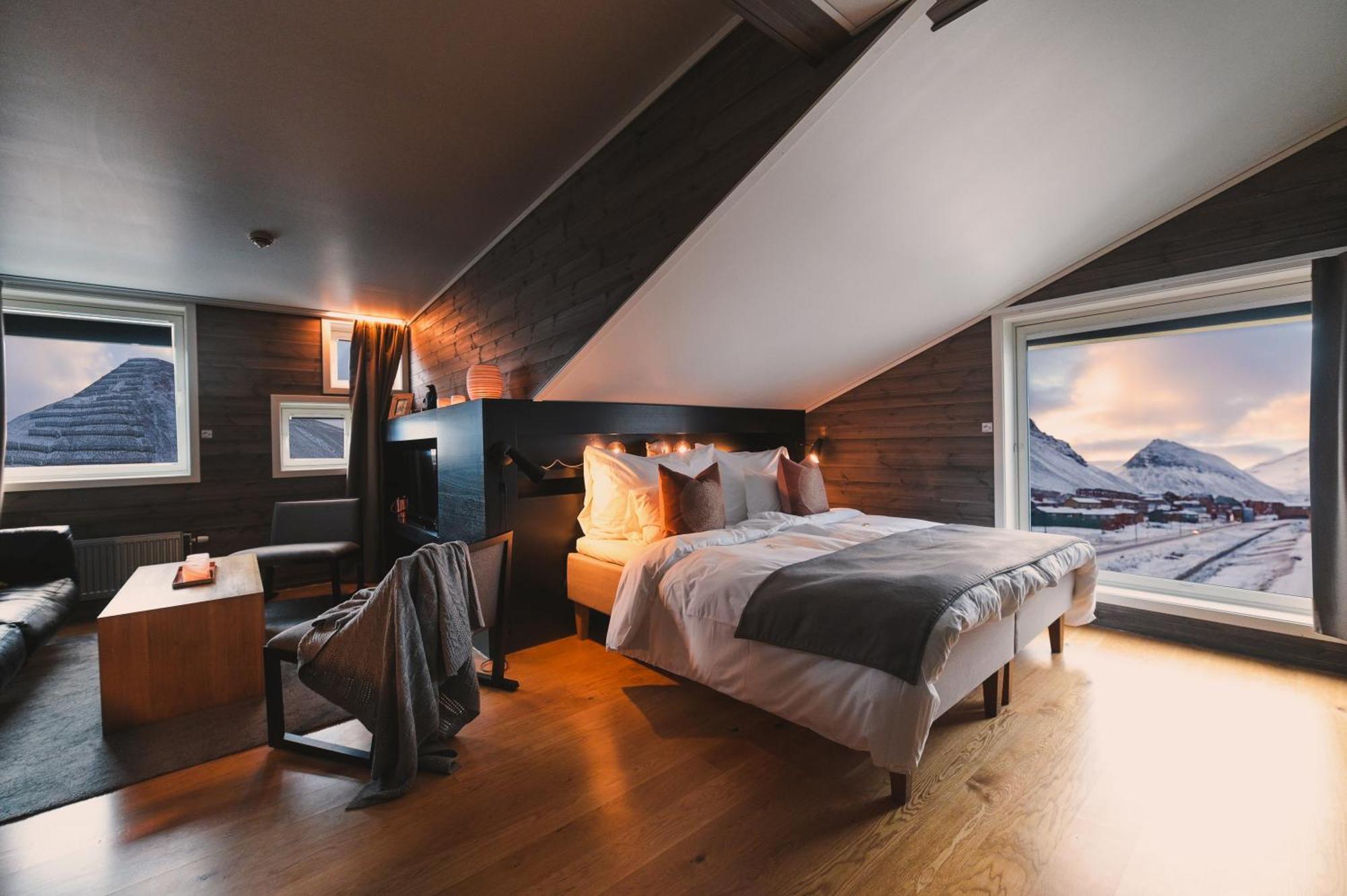 Svalbard Hotell | Polfareren Longyearbyen Eksteriør billede