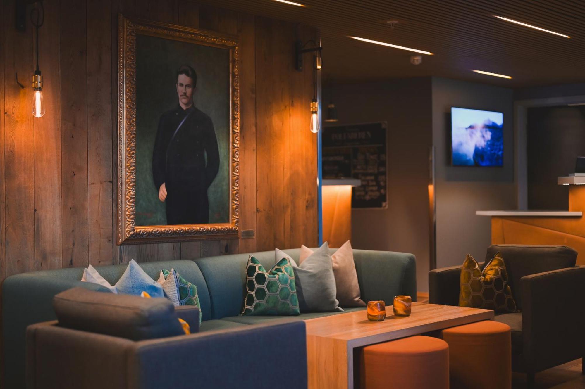 Svalbard Hotell | Polfareren Longyearbyen Eksteriør billede